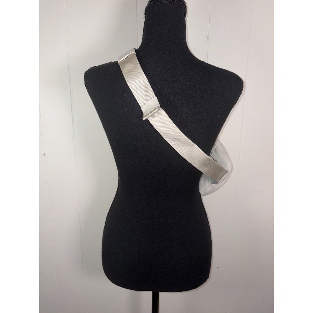 Lululemon Quilted Grid Belt Bag Hand Warmer 1.5L White Opal - Picture 4 of 12